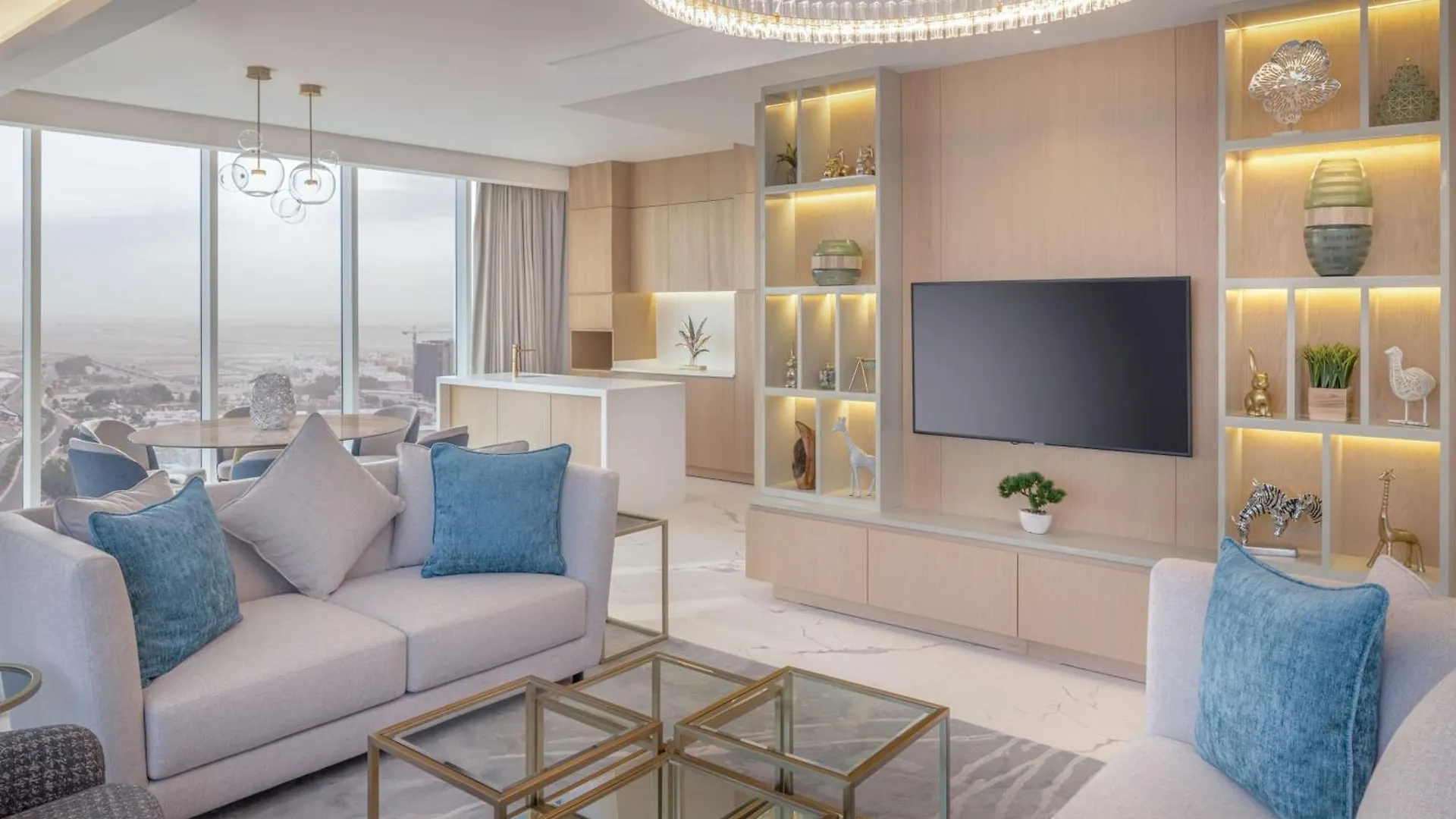 Four Points By Sheraton Jeddah Corniche 4*,